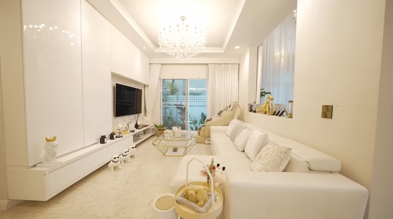 บ้าน ขวัญ อุษามณี ห้องรับแขก