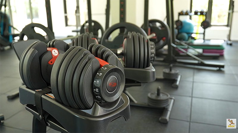 บ้านชาคริต