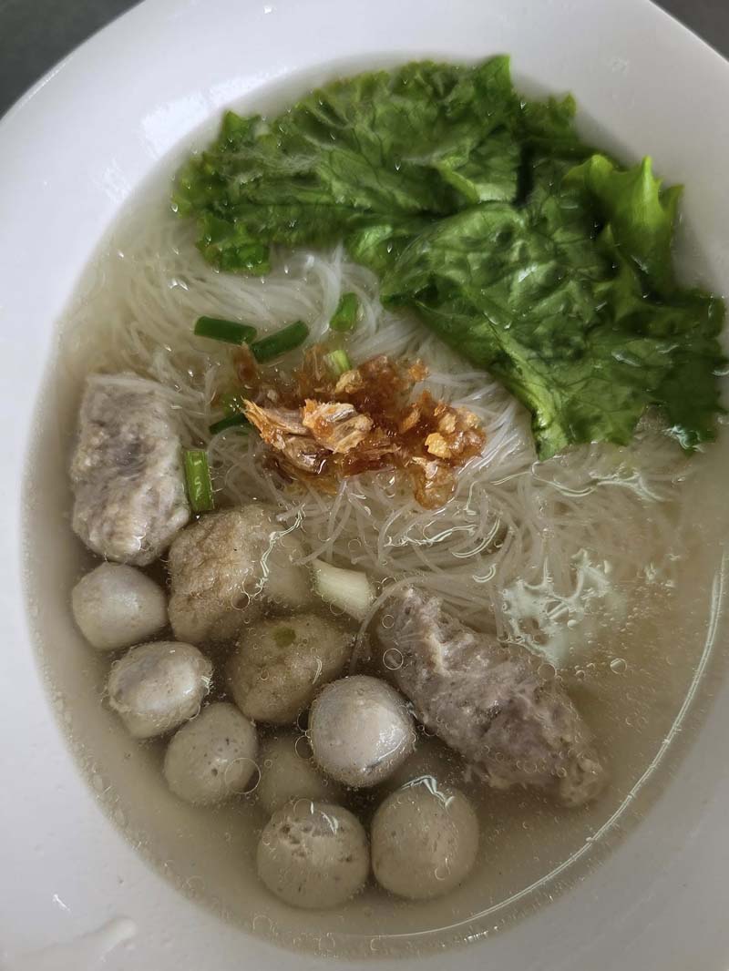 ร้านนายตี๋ลูกชิ้นปลากราย สาขา 2 นครสวรรค์