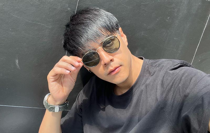 แอม สุธีร์