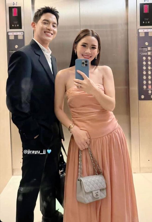 โฟม แฟนเจมส์จิ