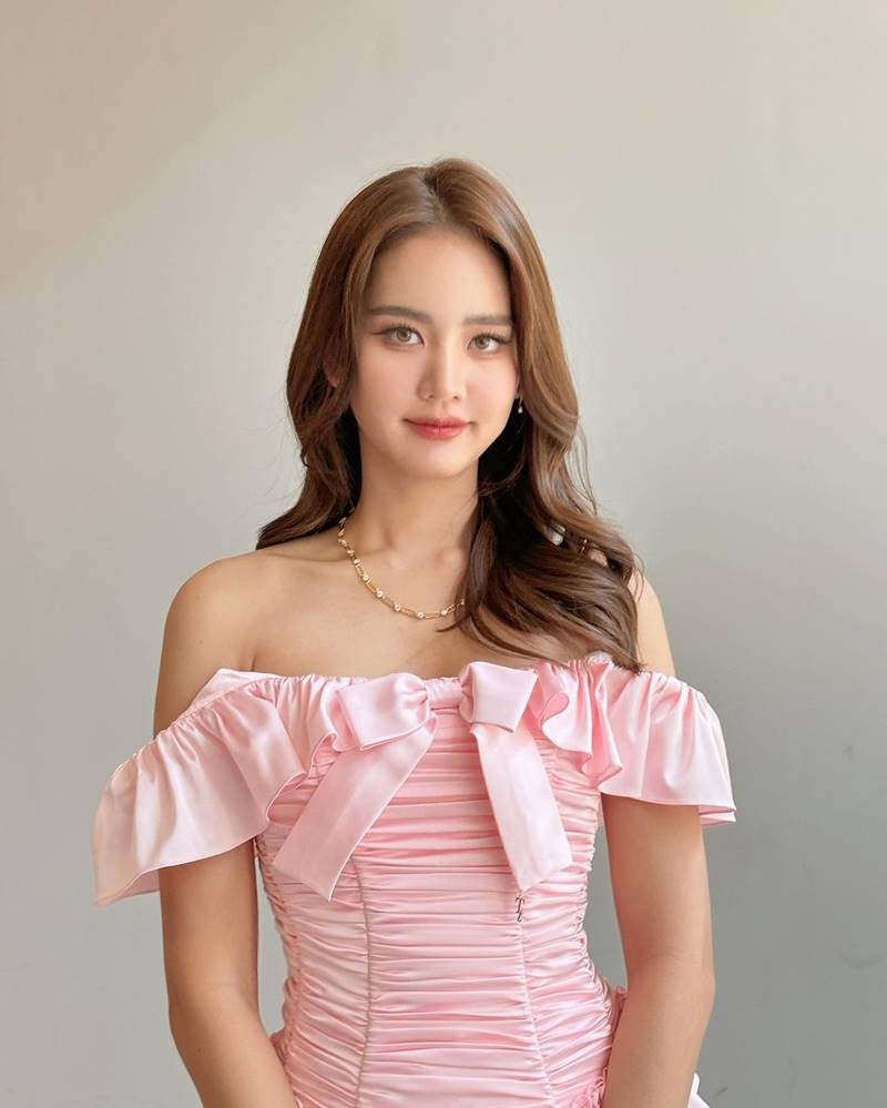 โบว์ เมลดา 