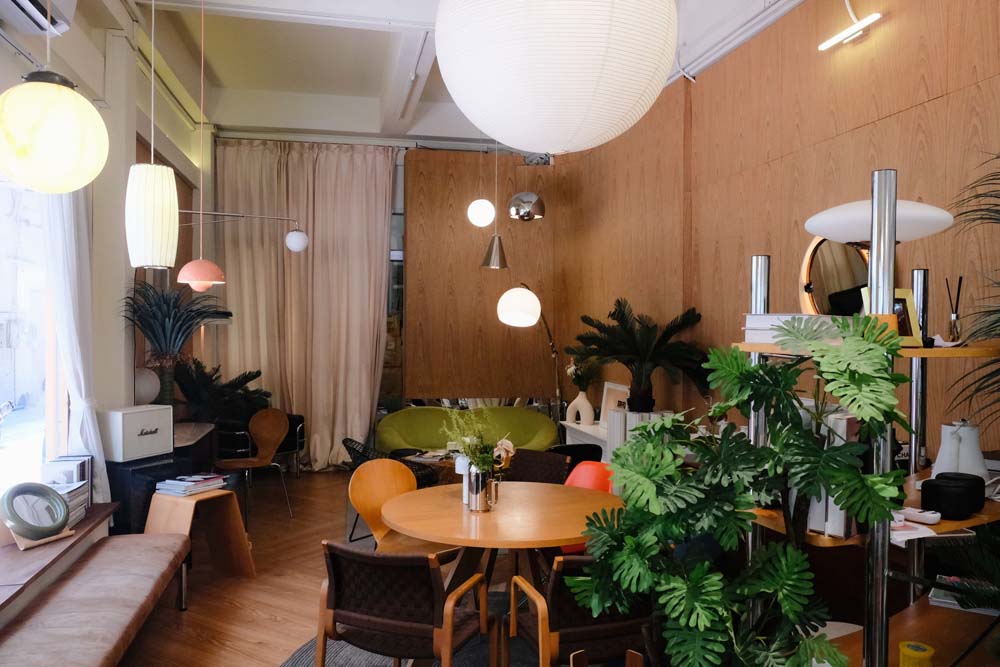 Envies Cafe สาขาเจริญกรุง