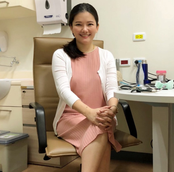 หมอแอร์ อัญชุลี