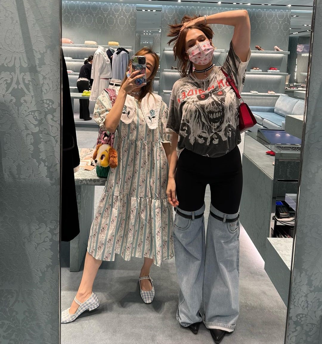 ชมพู่ อารยา - พลอย ชวพร