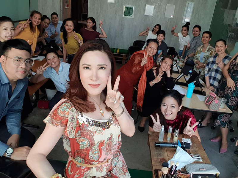 ราคาช่างแต่งหน้าดารา