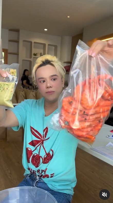 เอ ศุภชัย ขายอาหาร คนรีวิวบอกแพง