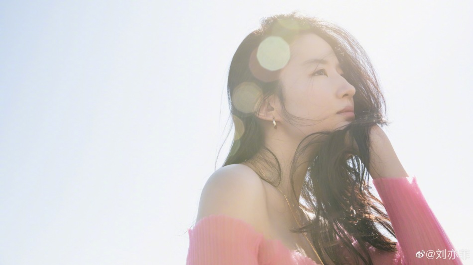 หลิวอี้เฟย liu yifei