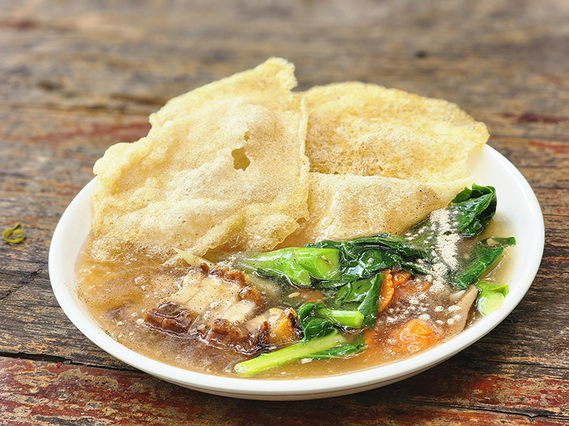 ราดหน้าเส้นกรอบ เมนูวันแม่ อาหารไทย สูตรอาหาร
