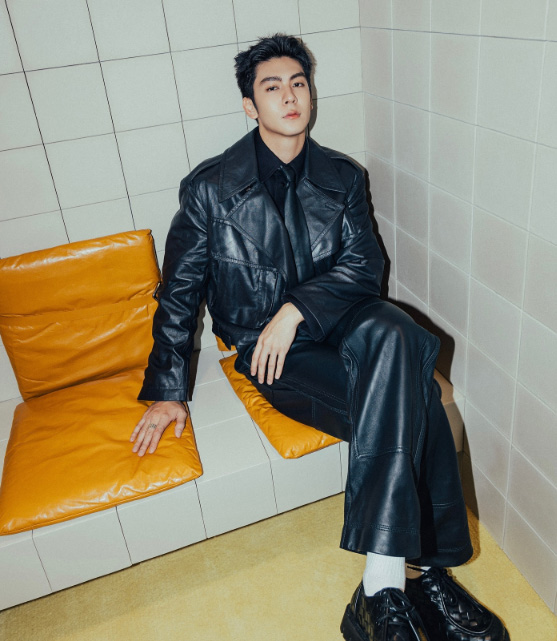 ริว วชิรวิชญ์ แฟชั่นดาราหนุ่มสุดฮอต กับสไตล์ที่โดดเด่นทุกลุค