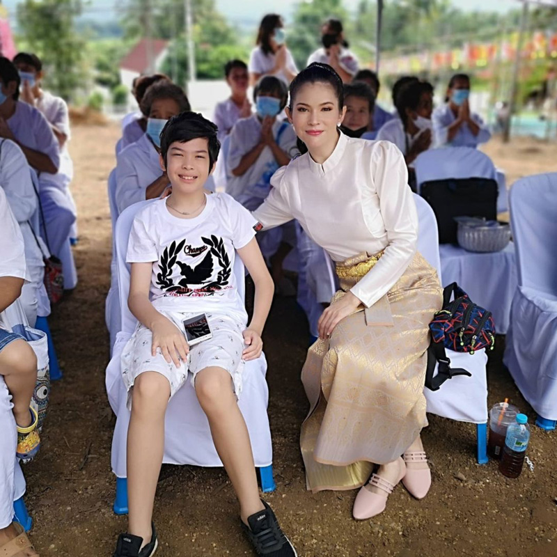 แอนนี่ บรู๊ค