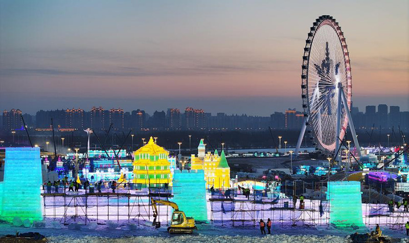 สวนสนุกโลกน้ำแข็ง-หิมะ ที่จีน