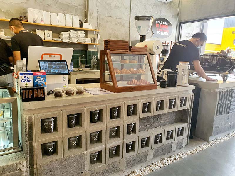 ร้านกาแฟสายไหม