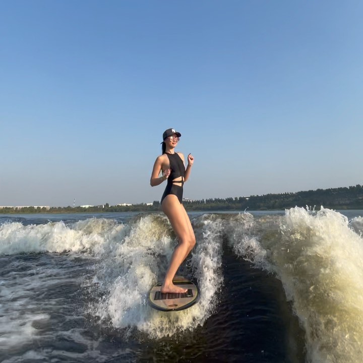 บุ๊ค โอลีฟส์