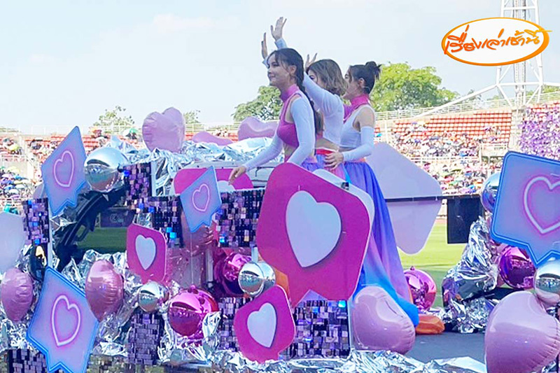 งานบอลช่อง 3 เปิดฉากยิ่งใหญ่ พาเหรดปังสู้แดด โชว์อลัง