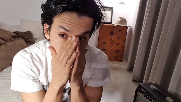 แอมมี่ The Bottom Blues