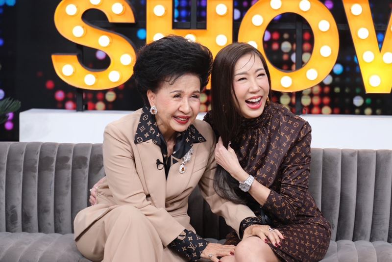 เอิ๊ก พรหมพร