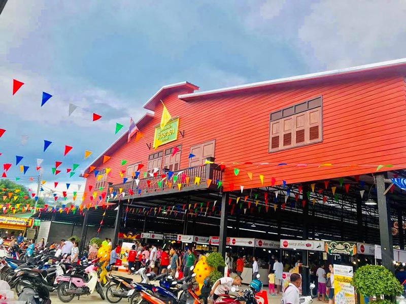 ตลาดท่องเที่ยวศีรษะทอง