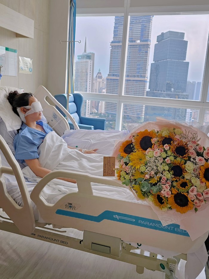 ทับทิม มัลลิกา ผ่าเนื้องอกในสมอง รอบ 2