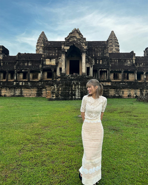 แต่งตัวไปวัด