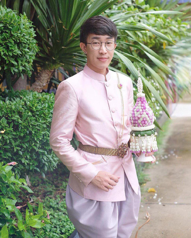 ราคาช่างแต่งหน้าดารา