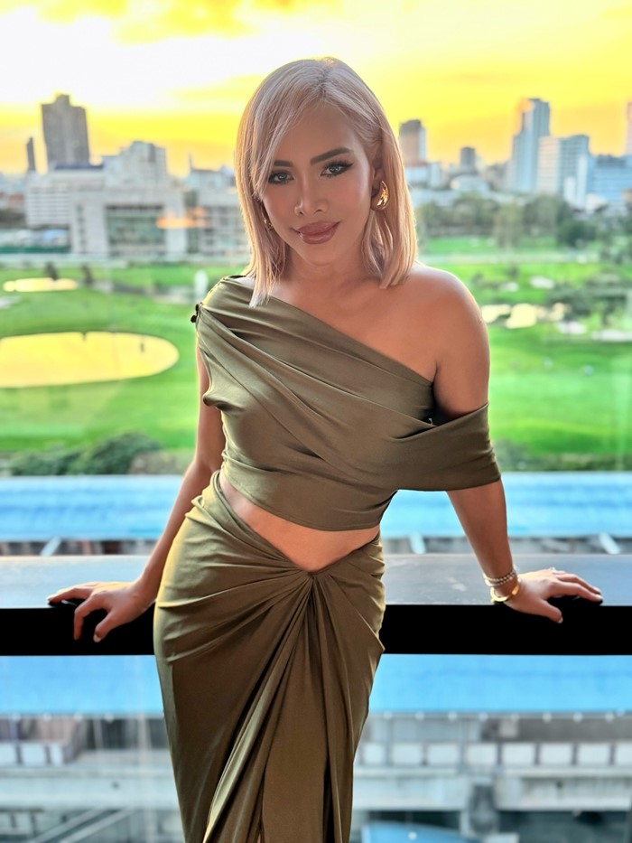 ข้าวโพด สมิทธินันท์