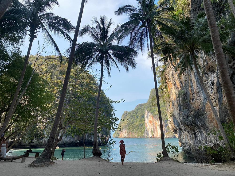 เกาะเหลาลาดิง