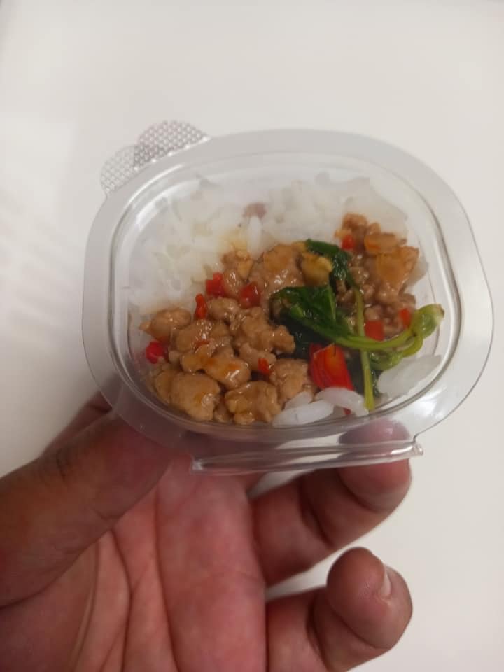 กะเพราช็อต