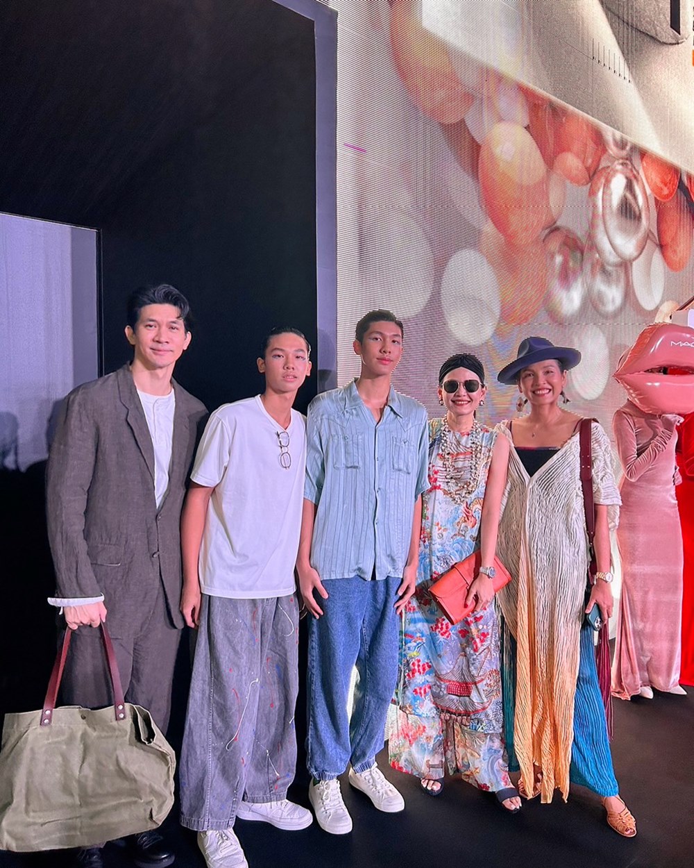 น้องคุน น้องจุน ลูกเคน หน่อย เดินแบบ Nagara