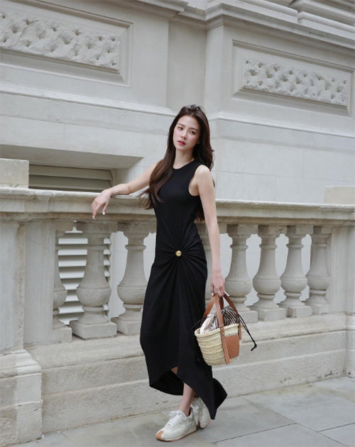 ใบเฟิร์น พิมพ์ชนก แฟชั่น