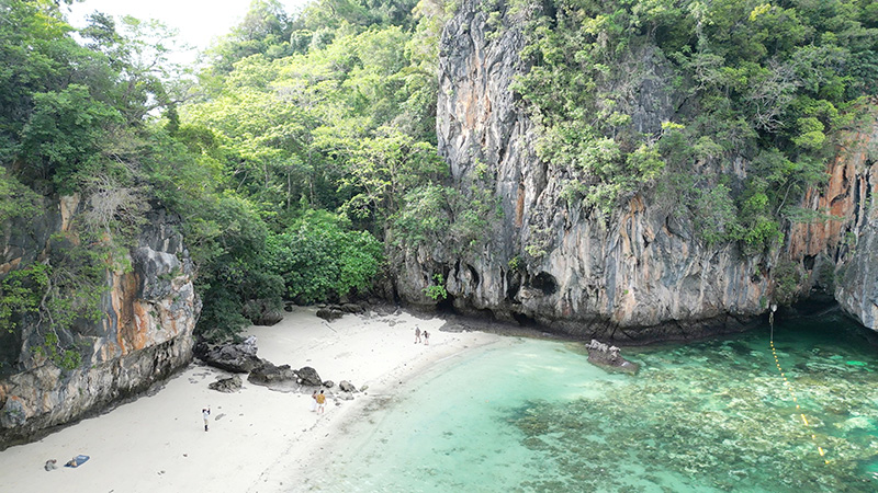 เกาะเหลาลาดิง