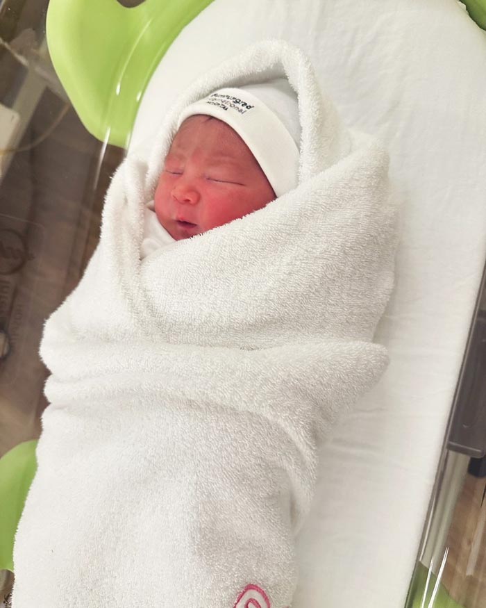 น้องพราวตะวัน ลูก ยุ้ย ธัญญ์