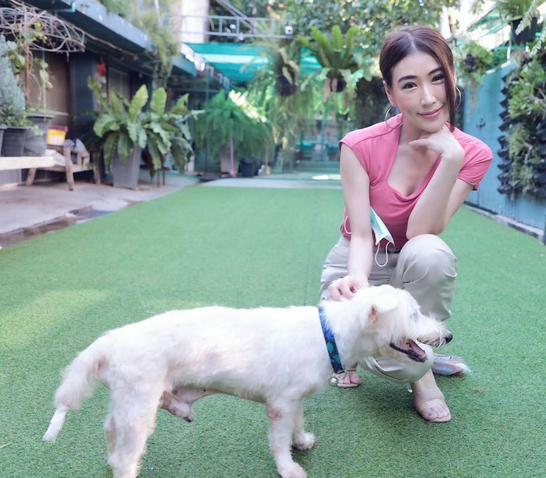 เอิร์น จิรวรรณ