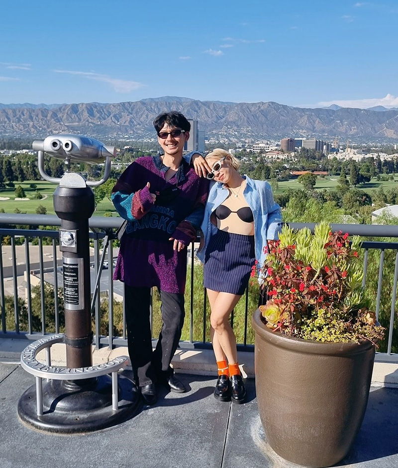  พลอย หอวัง เลิก ทู สิราษฎร์ 