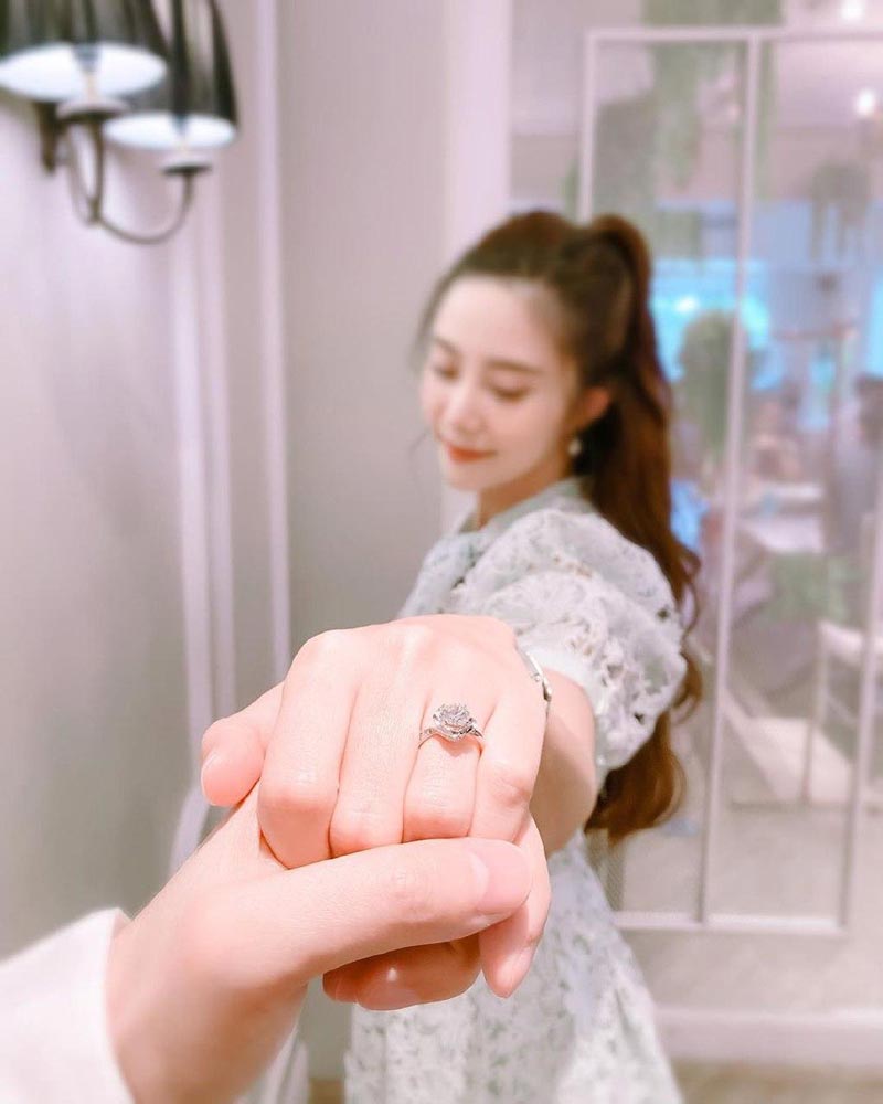 แจม ชรัฐฐา