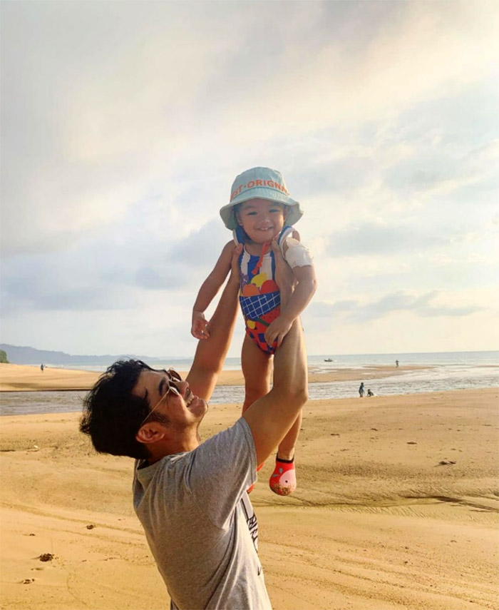 พ่อลูกดารา