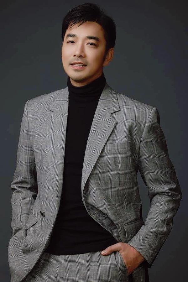 เจมส์ เรืองศักดิ์