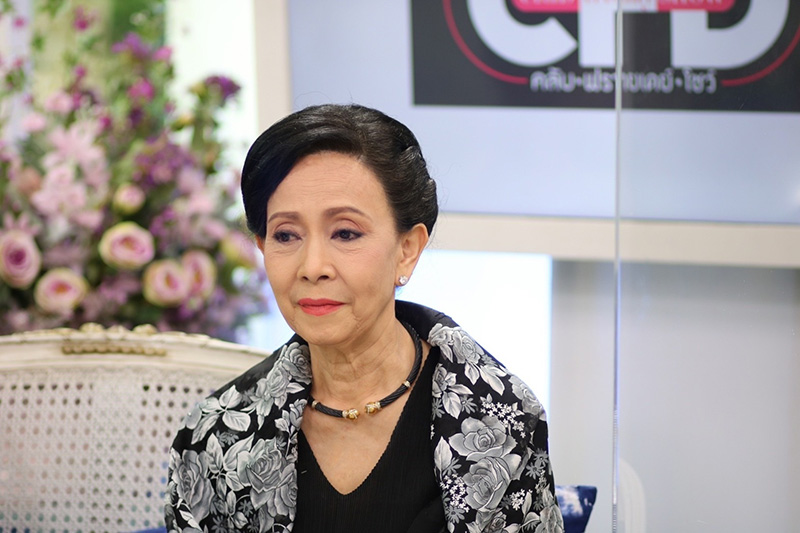 เปี๊ยก อรัญญา อี๊ฟ พุทธธิดา