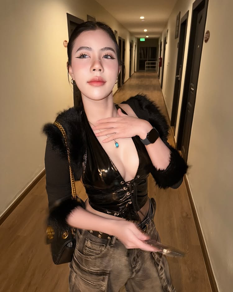 กระต่าย พรรณนิภา ลุคแม่เสือสาว อู้หูว... ไฟหน้าสว่างวาบ !