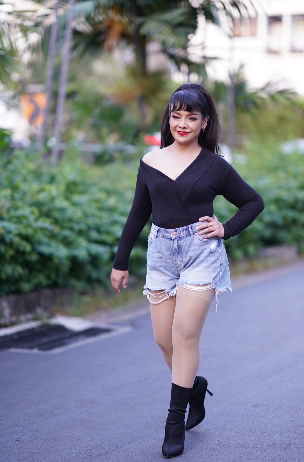 ยุ้ย ญาติเยอะ