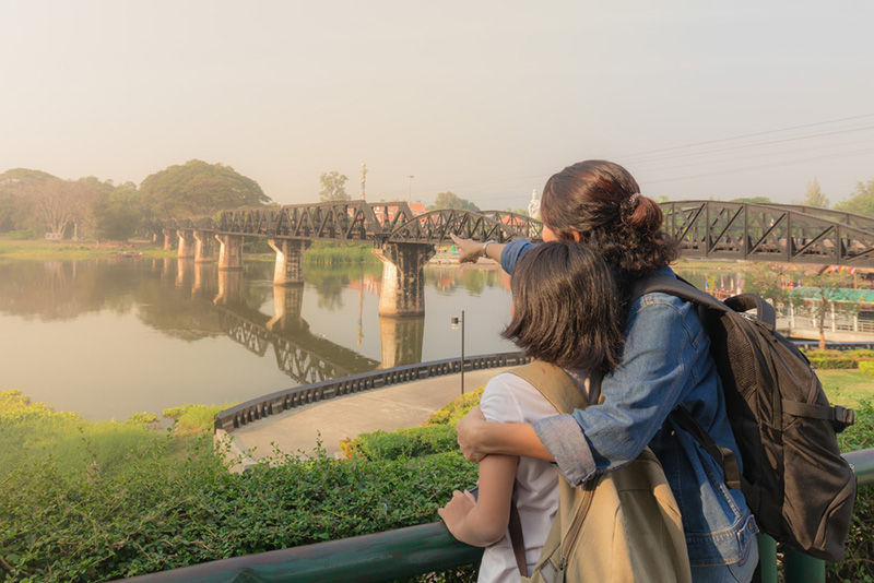 สะพานข้ามแม่น้ำแคว ที่เที่ยววันแม่