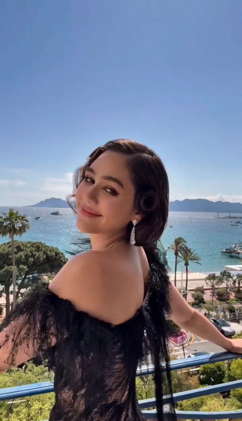 ชมพู่ อารยา เสิร์ฟลุค 2 เดินพรมแดงเมืองคานส์