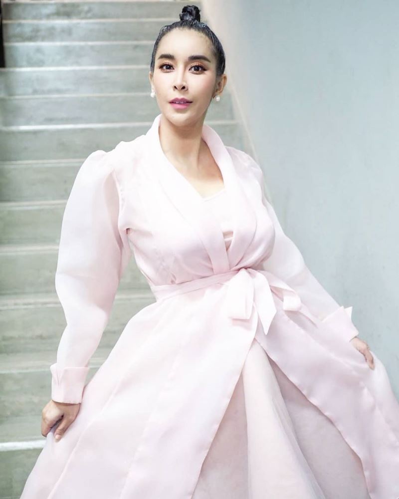 ใหม่ สุคนธวา