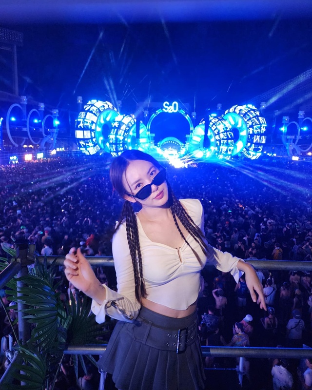 เชอรีน ณัฐจารี โพสต์แรงถึงเวรกรรม