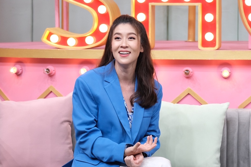 เชียร์ ฑิฆัมพร