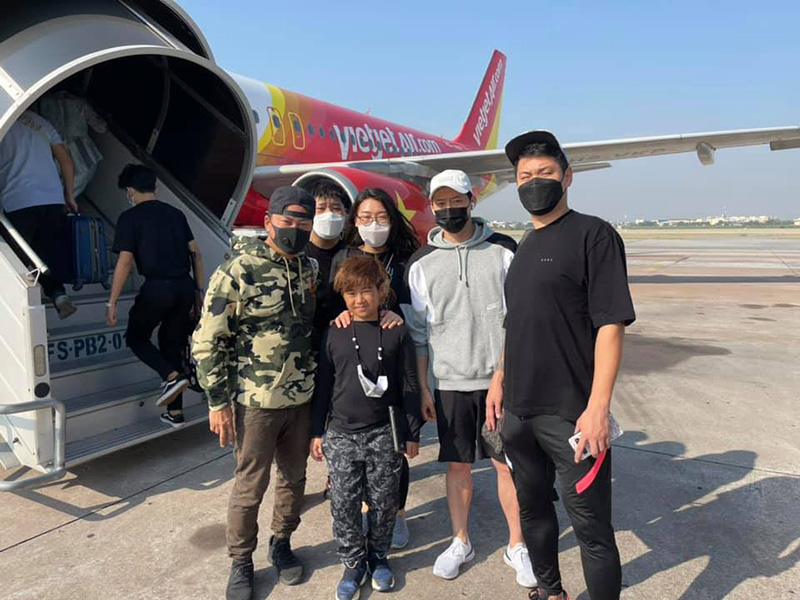 ปาร์คยูชอน - เปิ้ล นาคร 