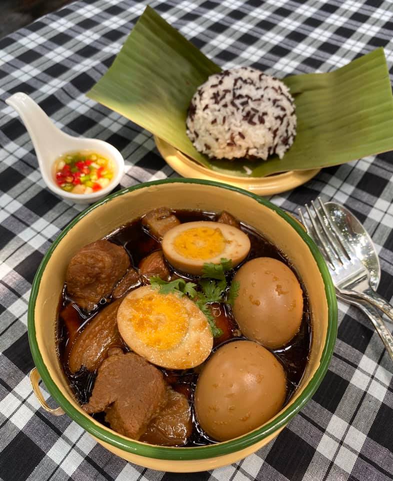 อาหารชุดปิ่นโต เดลิเวอรี่