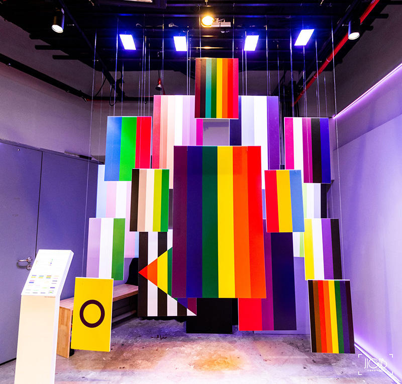 จุดถ่ายรูป Pride Month