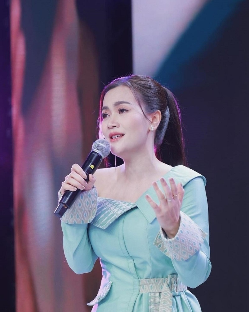 ก้านตอง ทุ่งเงิน ประวัติ