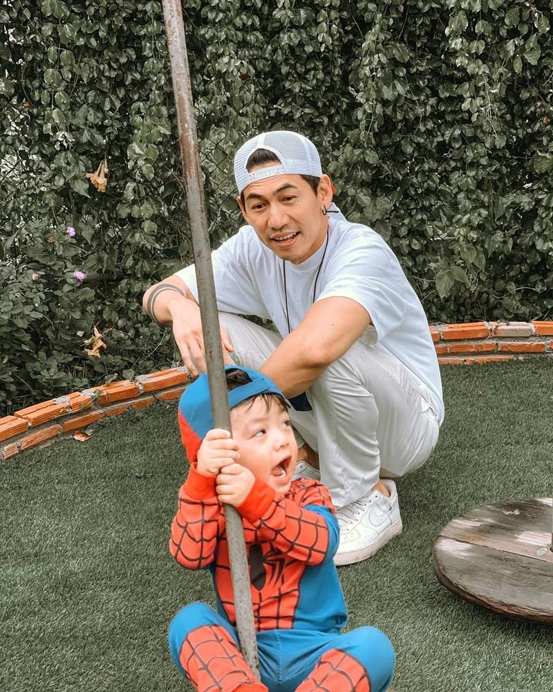 ดีเจเพชรจ้า